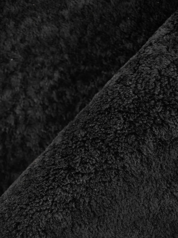 Shearling aus gelocktem Schaffell mit doppelter Wildleder-Optik Shearling aus gelocktem Schaffell mit doppelter Wildleder-Optik