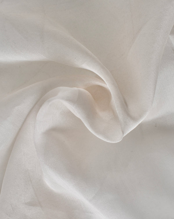 <translated_title>
Organza en 100% soie <translated_title>
Organza en 100% soie