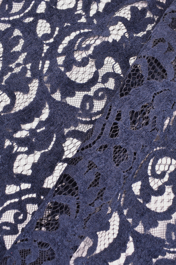 Lace effect velvety Lace effect velvety