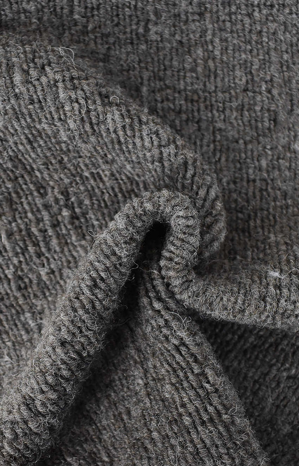 Chunky knit fabric made from a blend of virgin wool Chunky knit fabric made from a blend of virgin wool