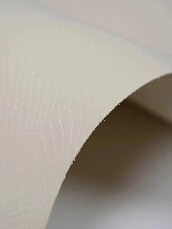 Piel de becerro con estampado de pitón blanco Piel de becerro con estampado de pitón blanco