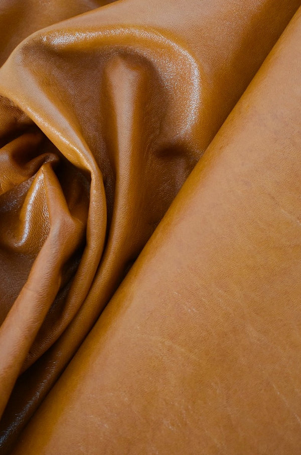 Pelle intera aus neuseeländischem Schafsleder vegetabil gegerbt Pelle intera aus neuseeländischem Schafsleder vegetabil gegerbt