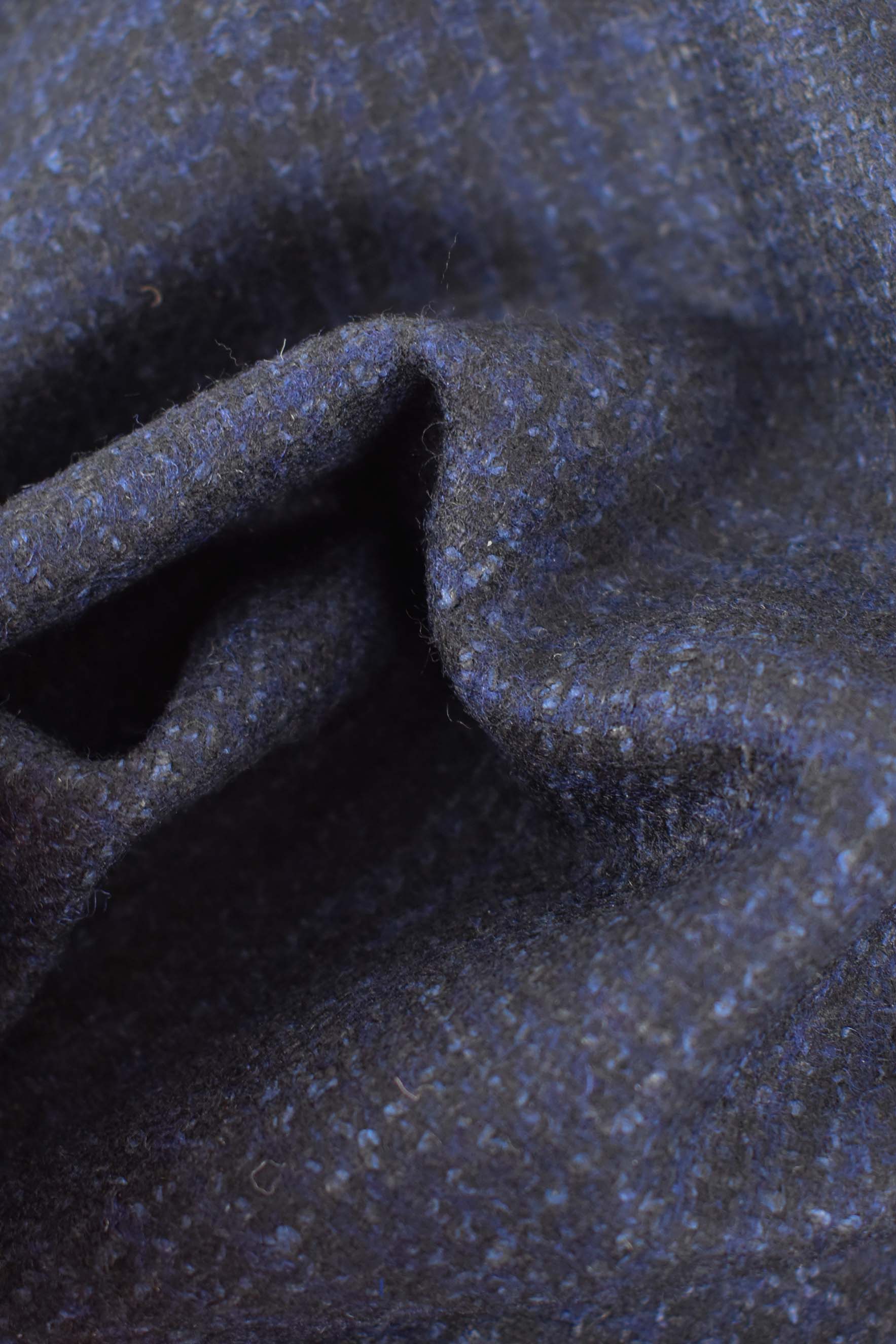 Tessuti per cappotti: dal filato al capo finito, come scegliere bene