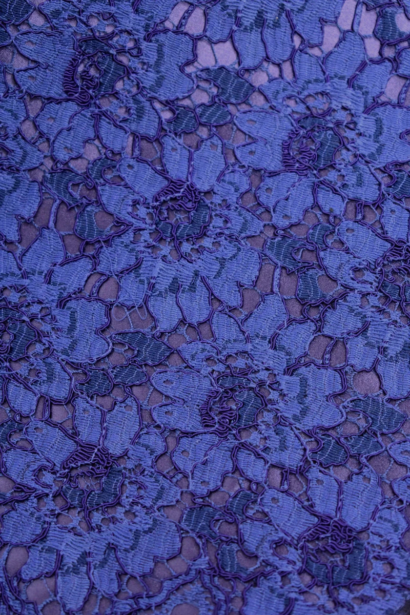 Tessuti in Pizzo: Eleganza, Versatilità e Stile per Ogni Creazione