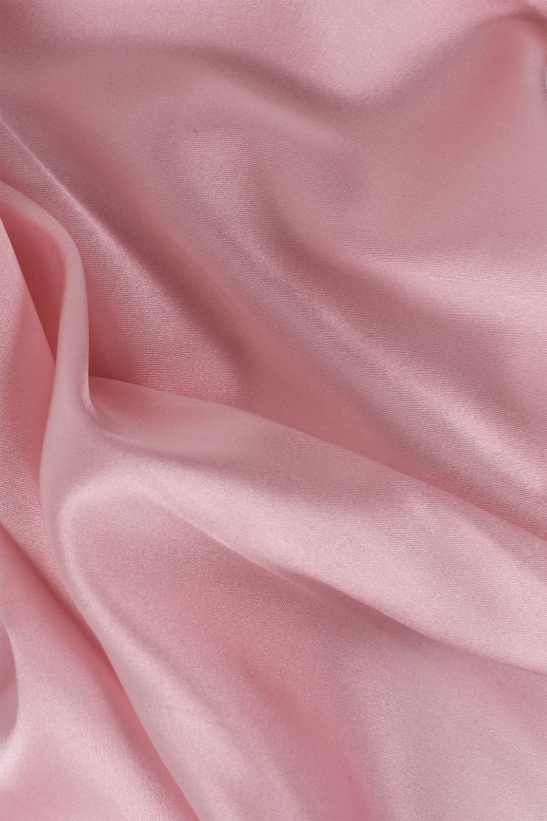 Come Riconoscere e Utilizzare al Meglio i Tessuti in Seta