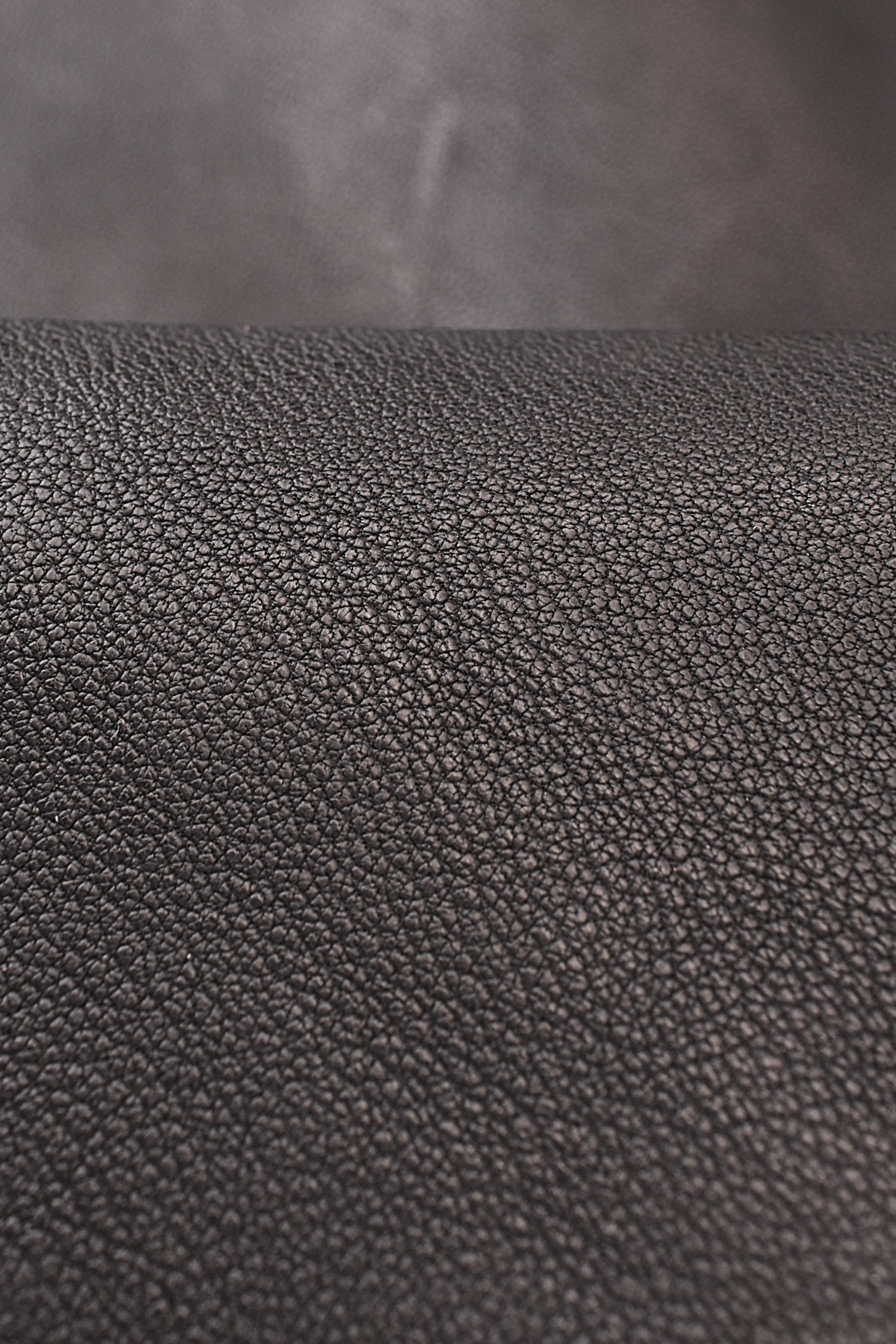 Natural grained 1.2mm bottalato Shearling