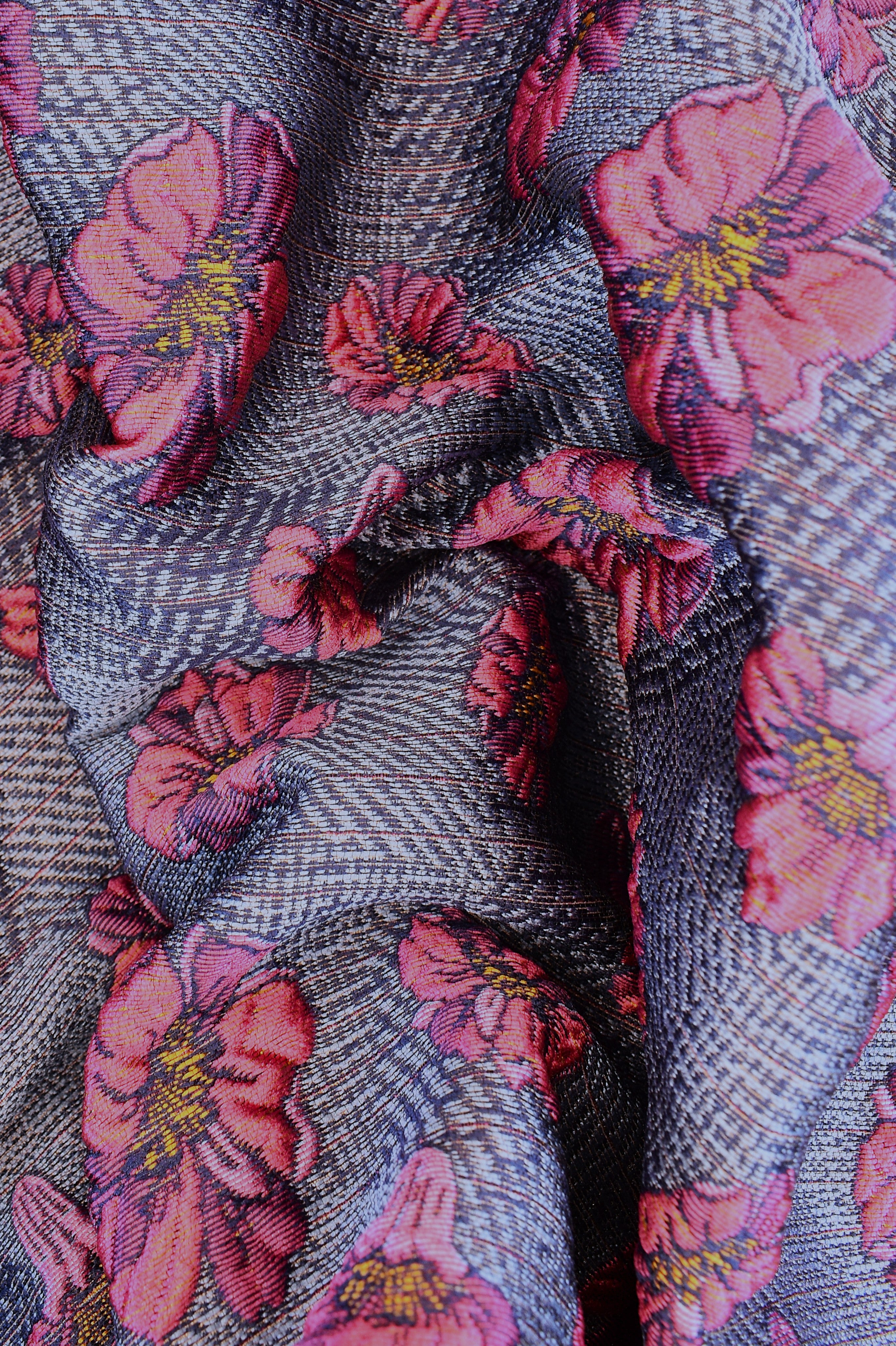 Jacquard sintetico fantasia floreale