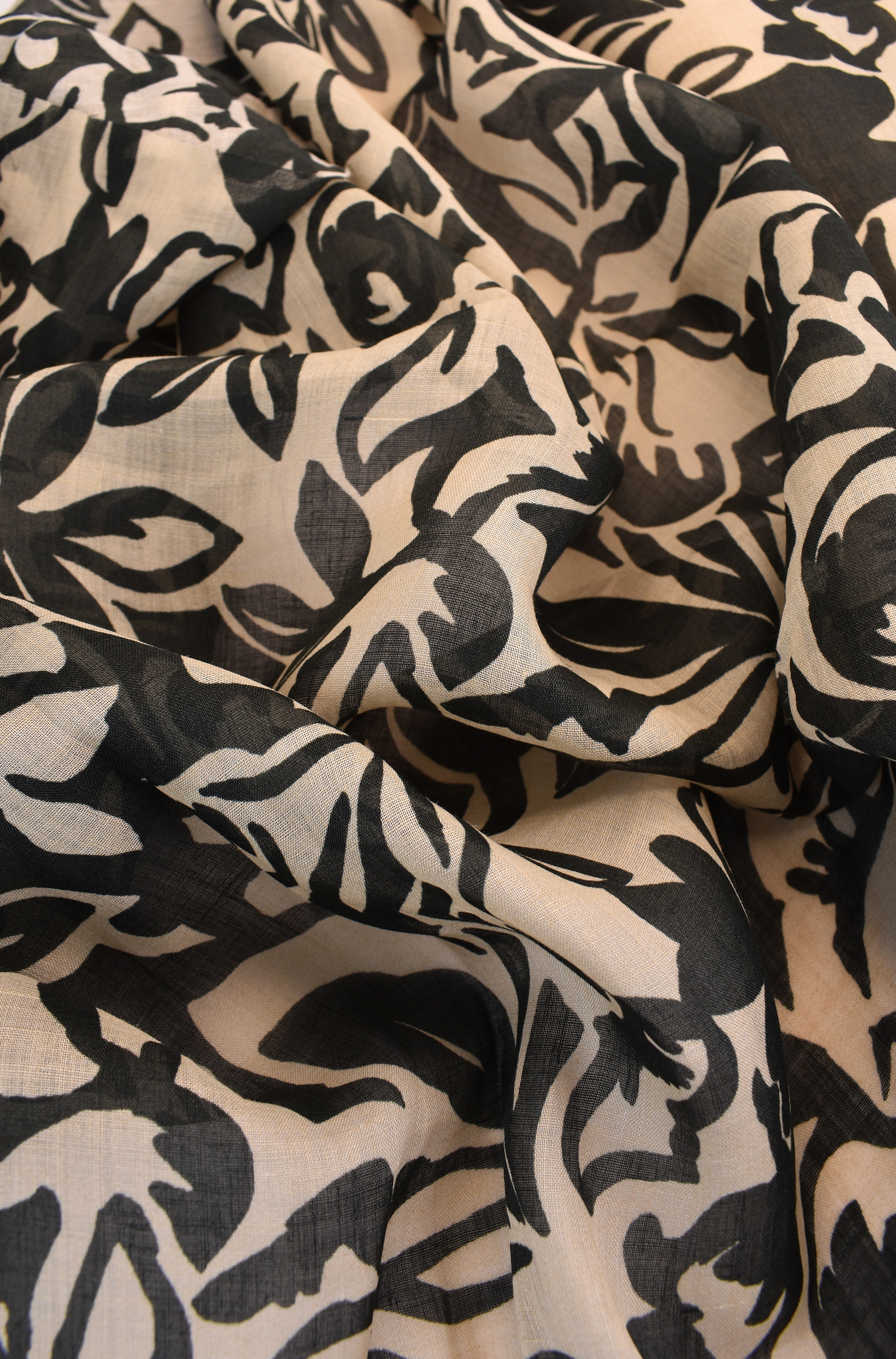 Tela 100% rayon fantasia floreale