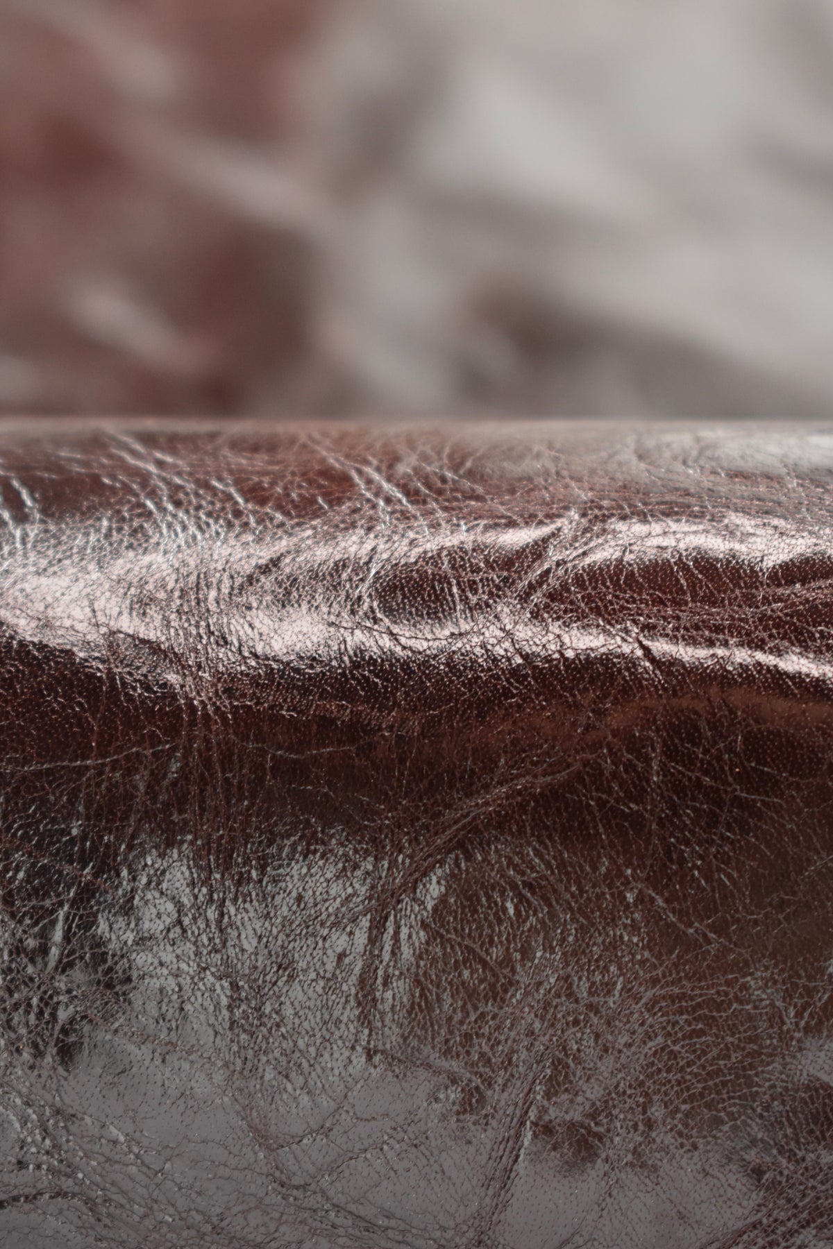 Kangourou tanné au Végétal volané 0,6/0,8mm, Marron foncé, Bottalato