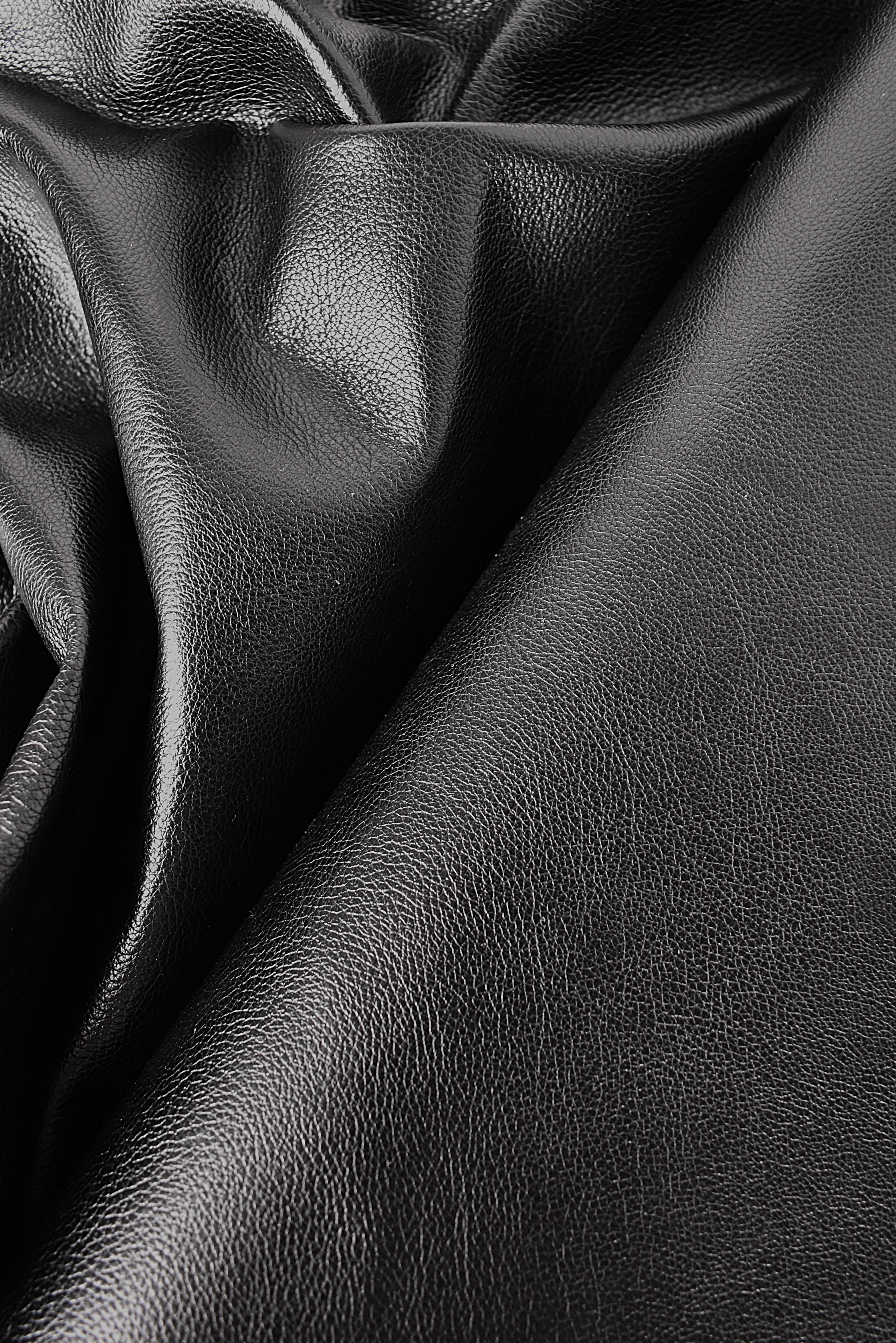 Veau tanné végétal grain naturel 0,9mm