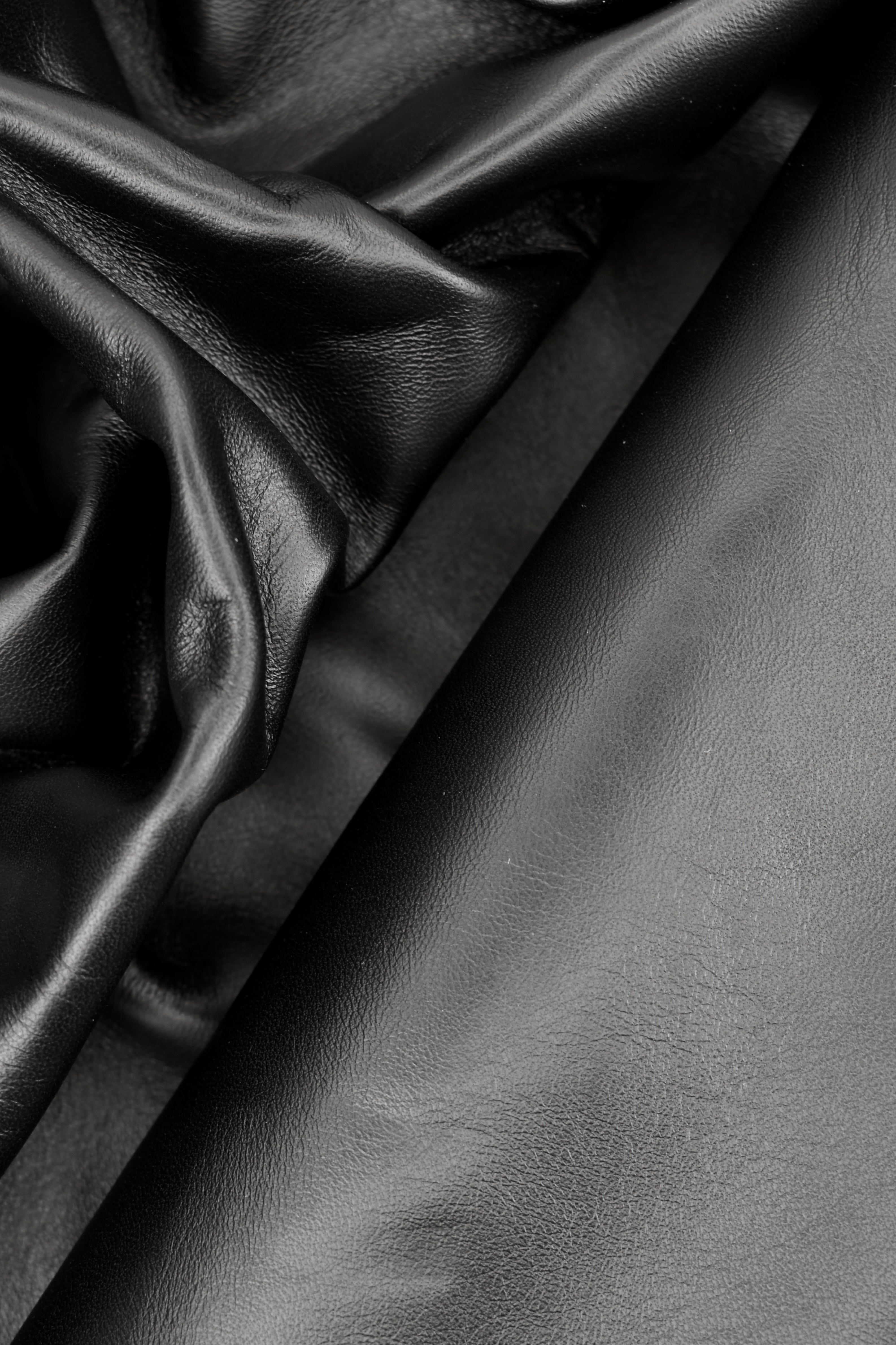 Smooth Glossy Nappa Leather 0.9 mm