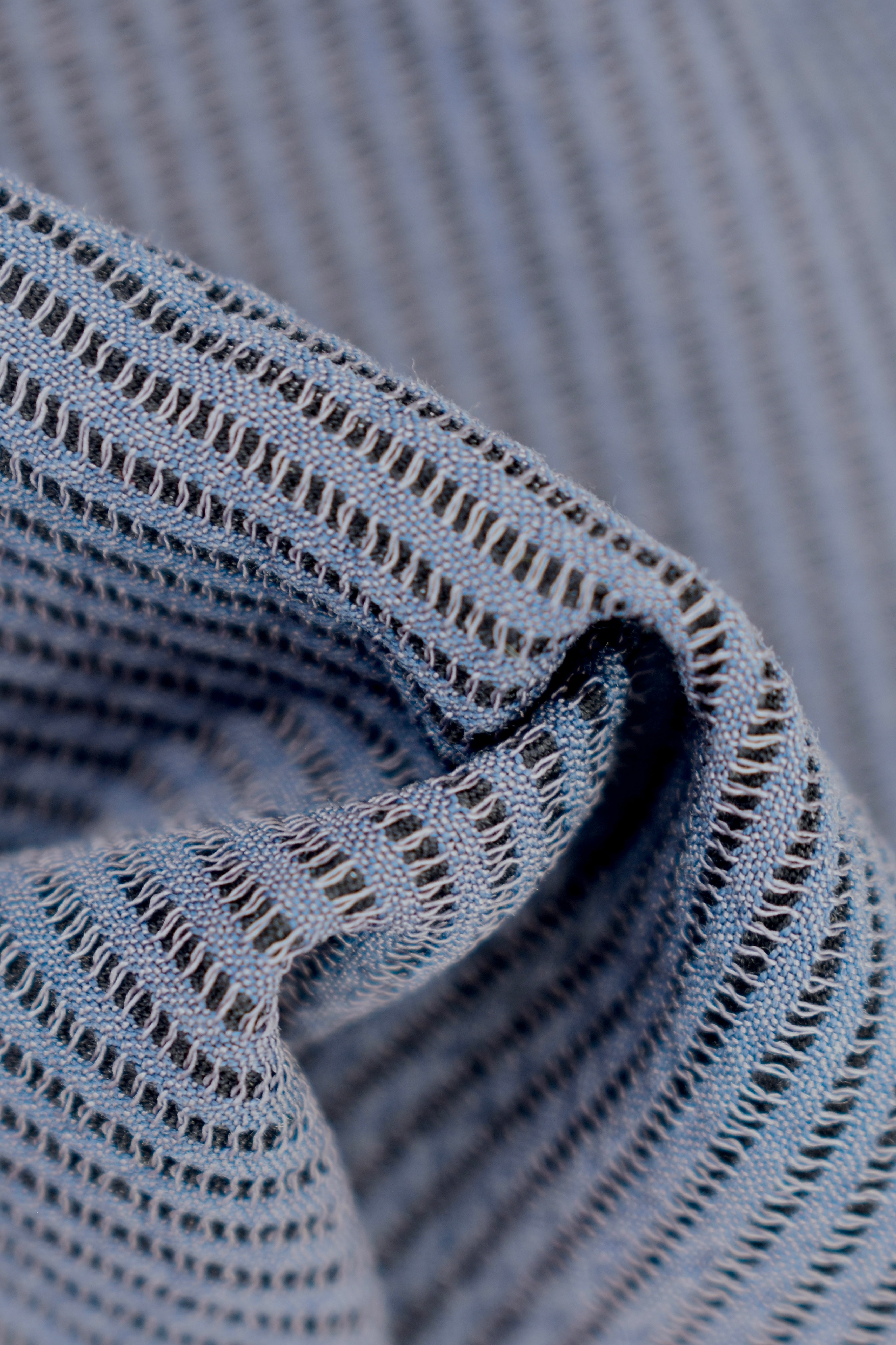 Panno in misto cotone e viscosa geometrico