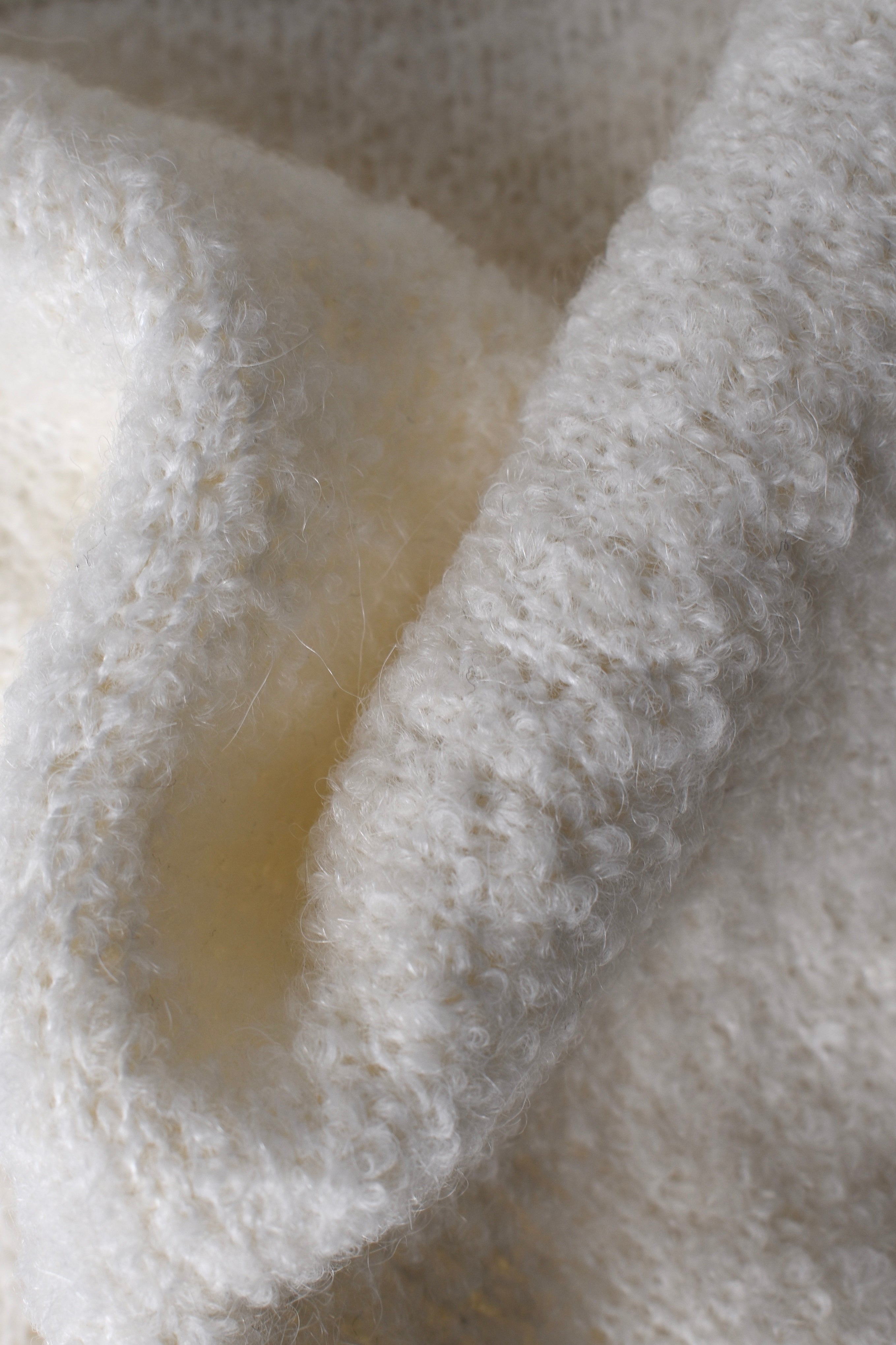 Knitwear bouclé wool blend dyed in yarn