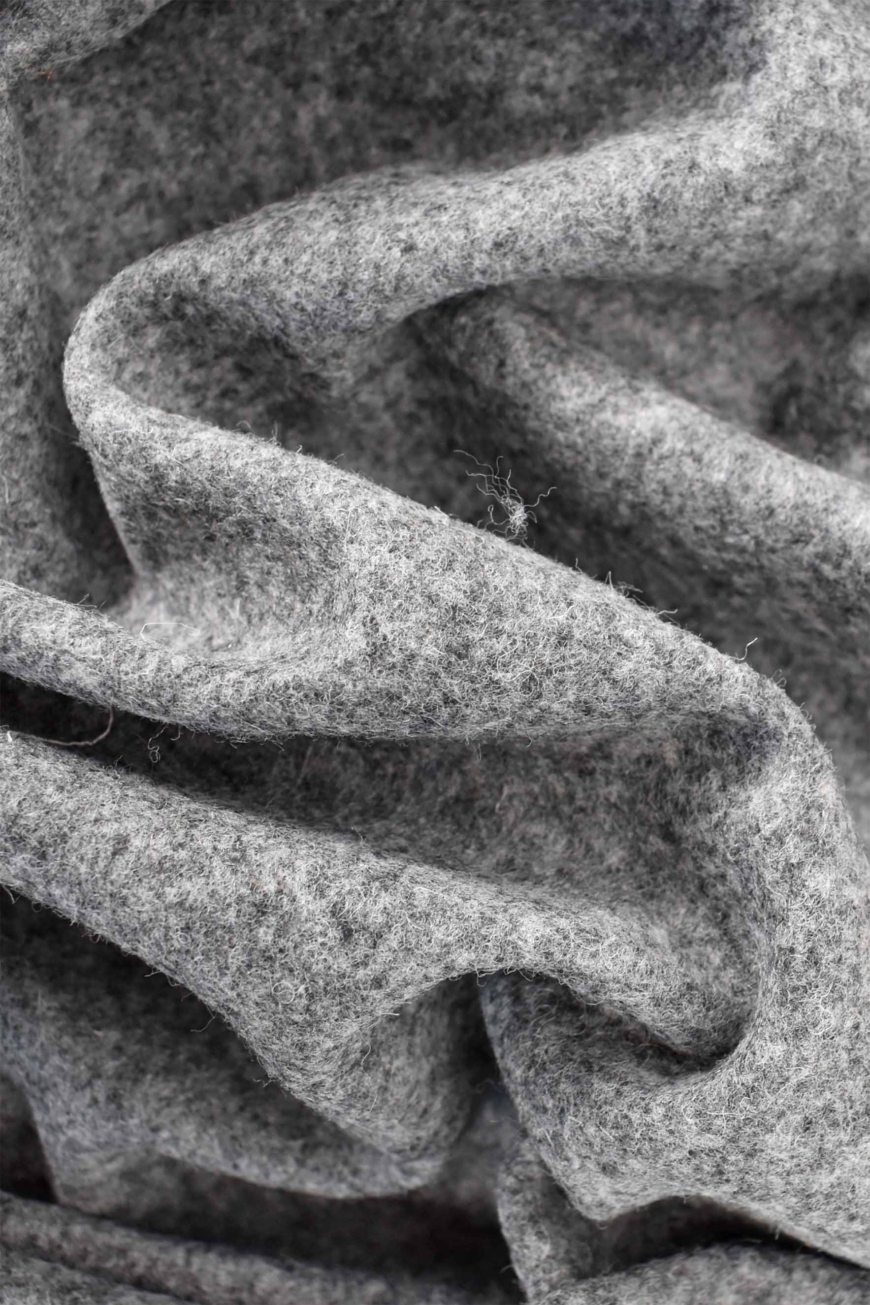 Mélange de laine vierge grise