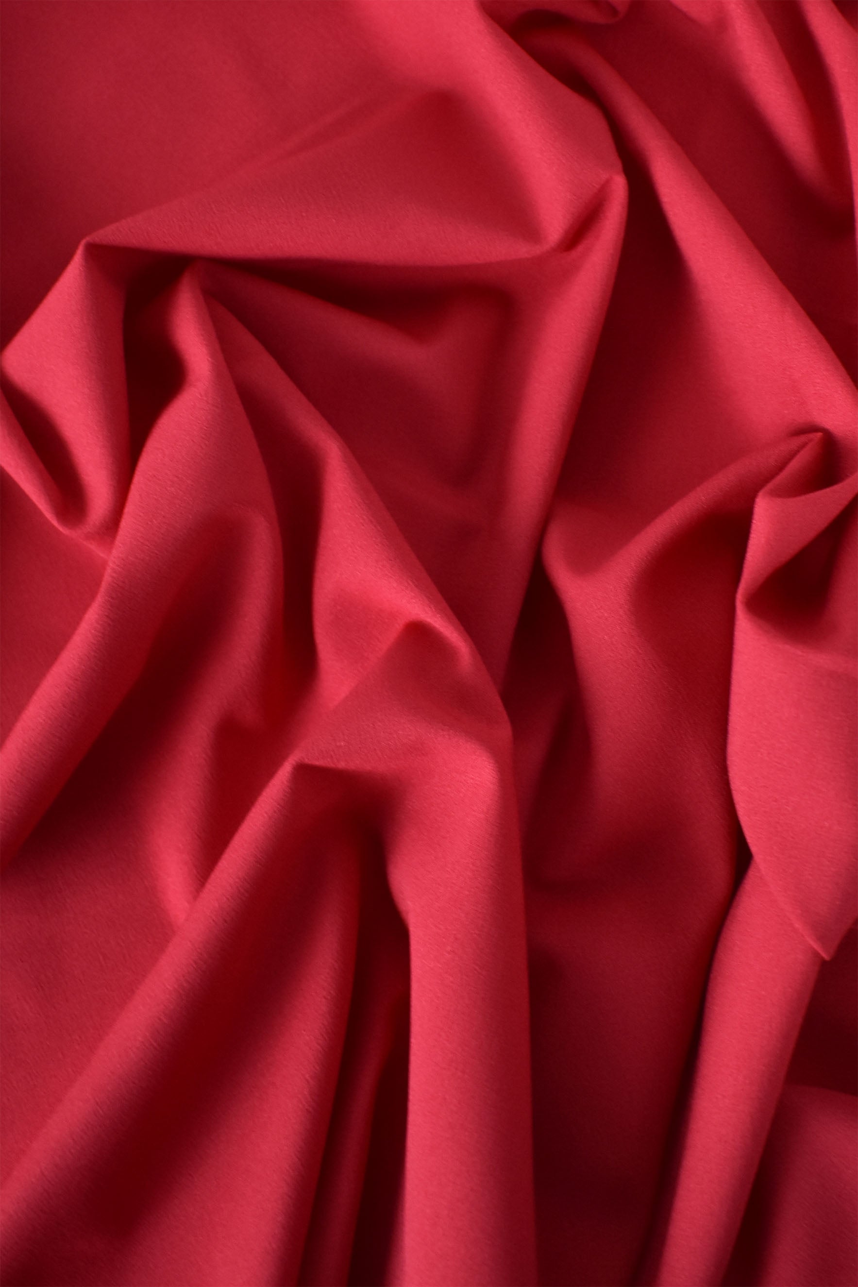 Einfacher roter Satin3