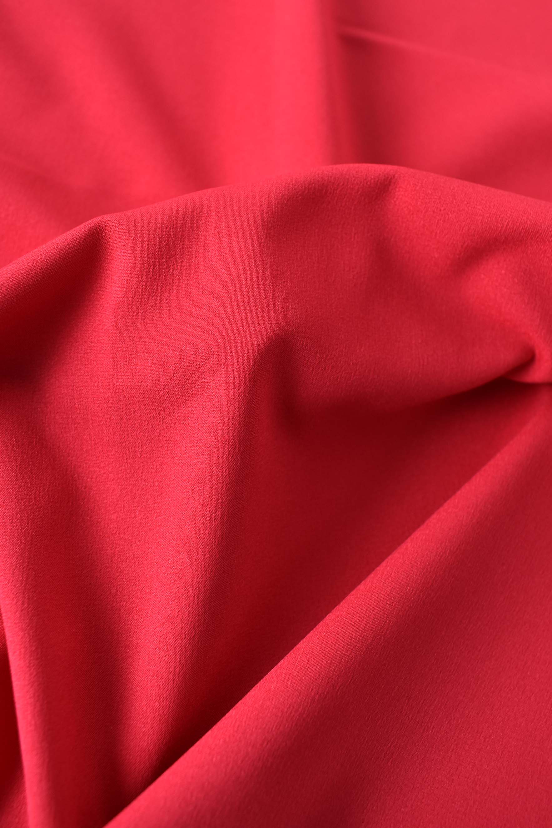 Roter einfarbiger Satin 1