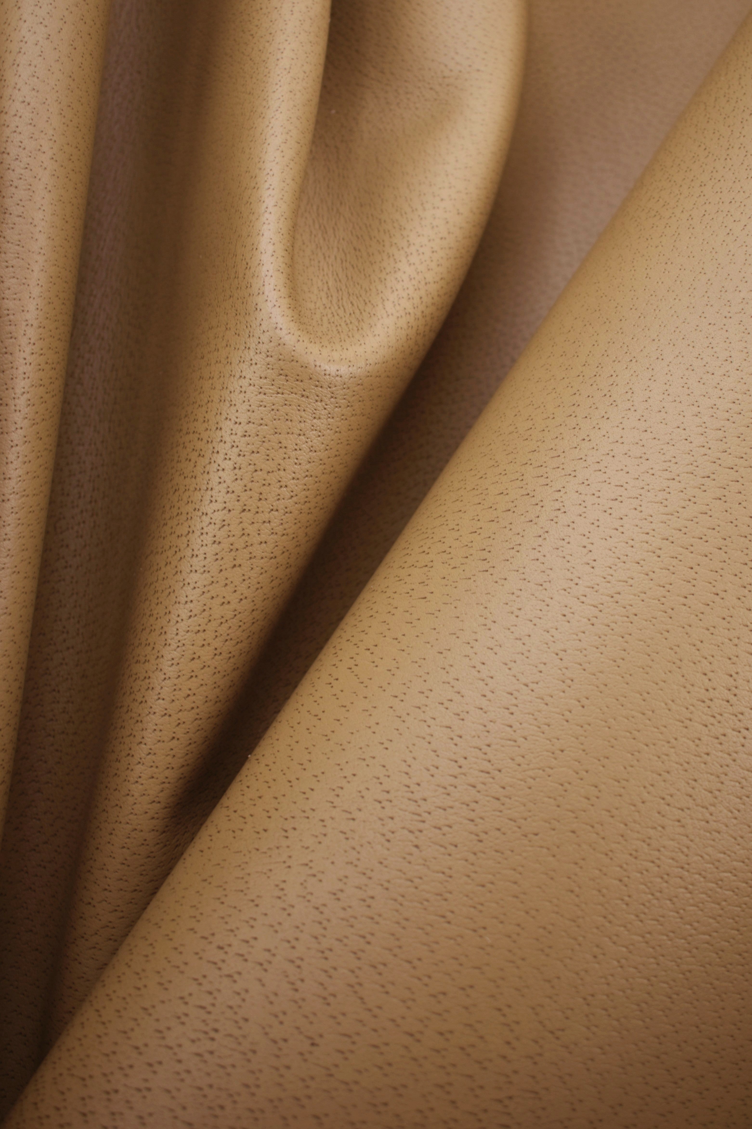 Half calfskin leather dollar pigprint 1,5 mm Half calfskin leather dollar pigprint 1,5 mm