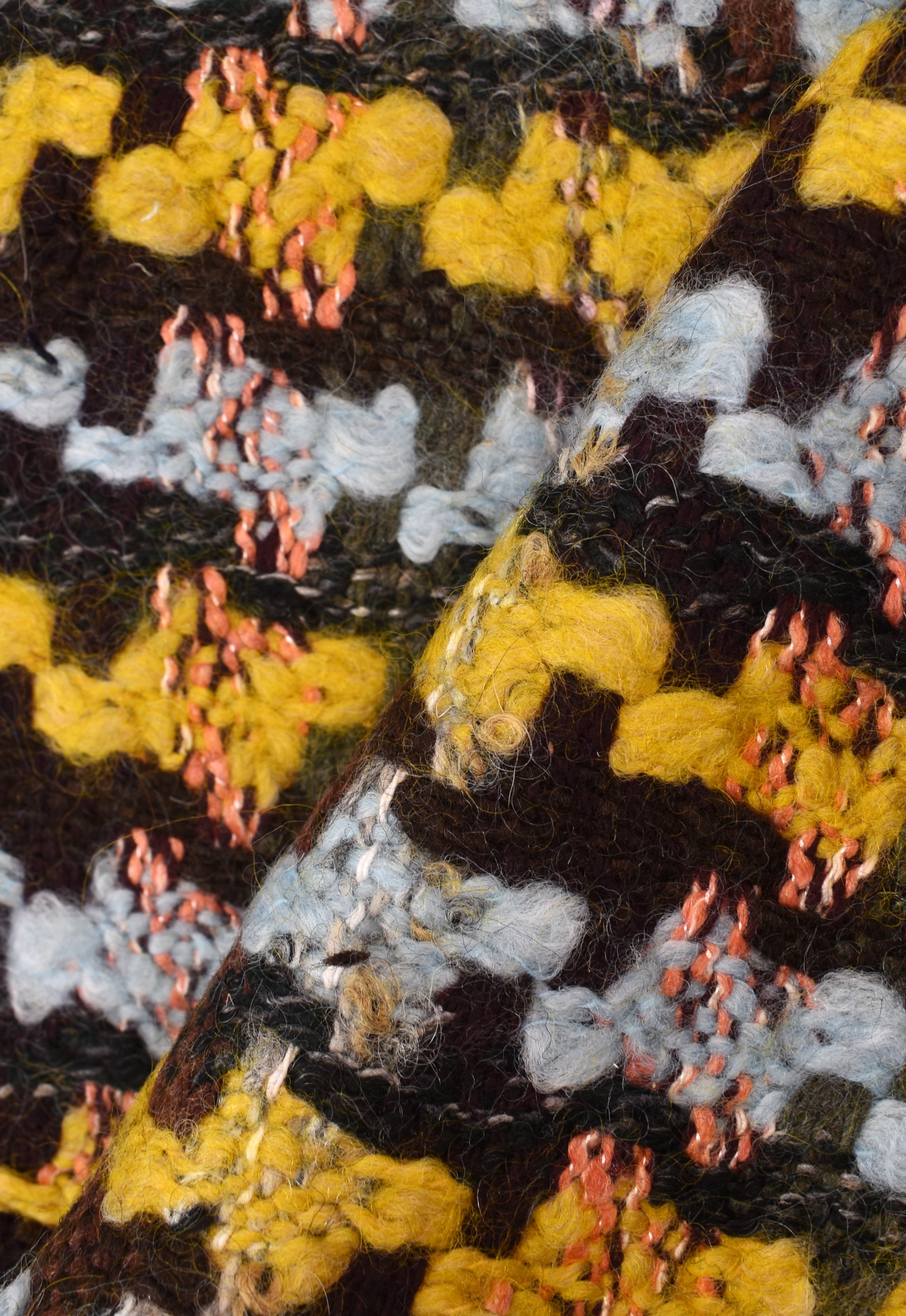 Tweed wool blend virgin wool