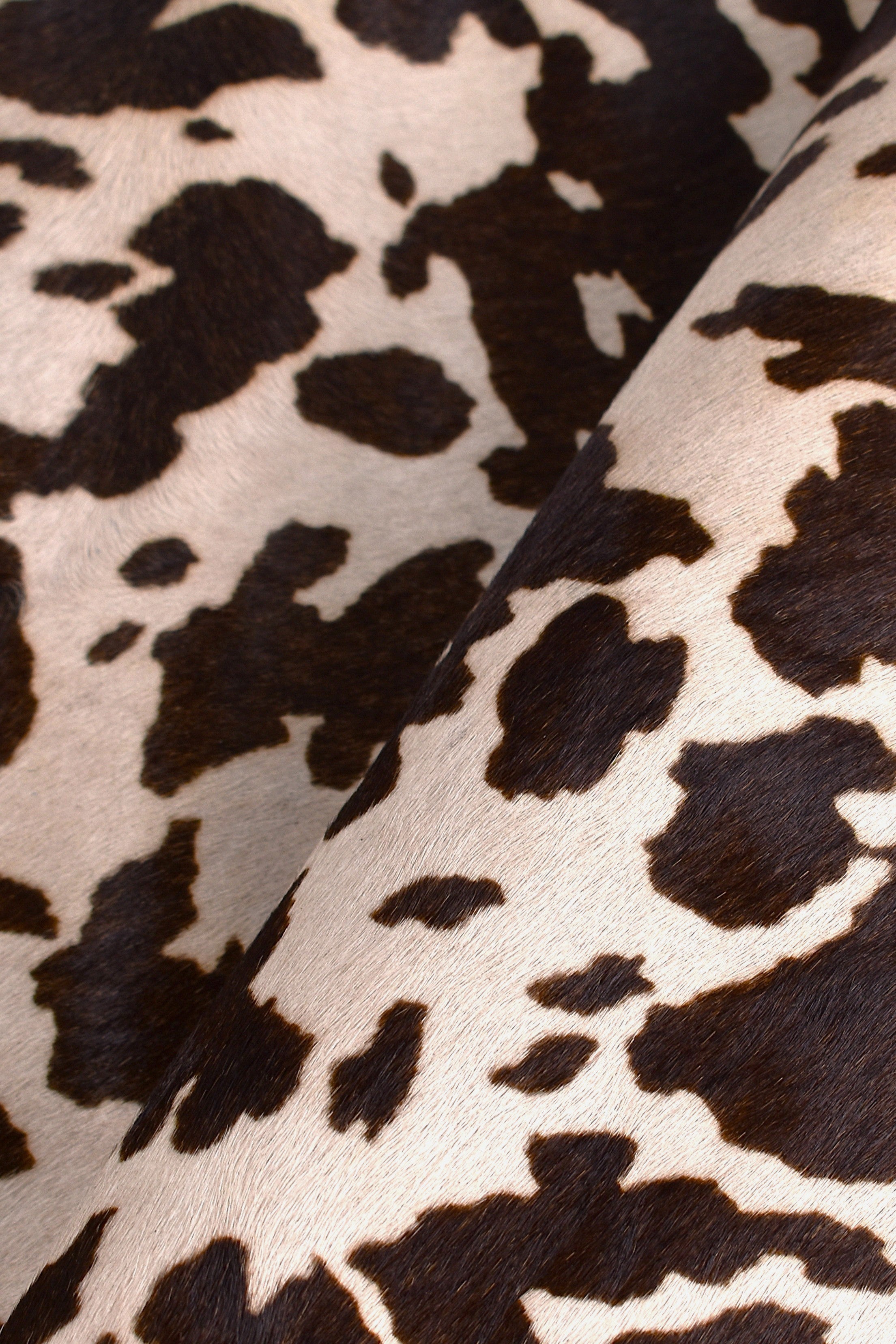 Pony hair on Bovine Leather Print cow 1.2 / 1.4 mm Pony hair on Bovine Leather Print cow 1.2 / 1.4 mm