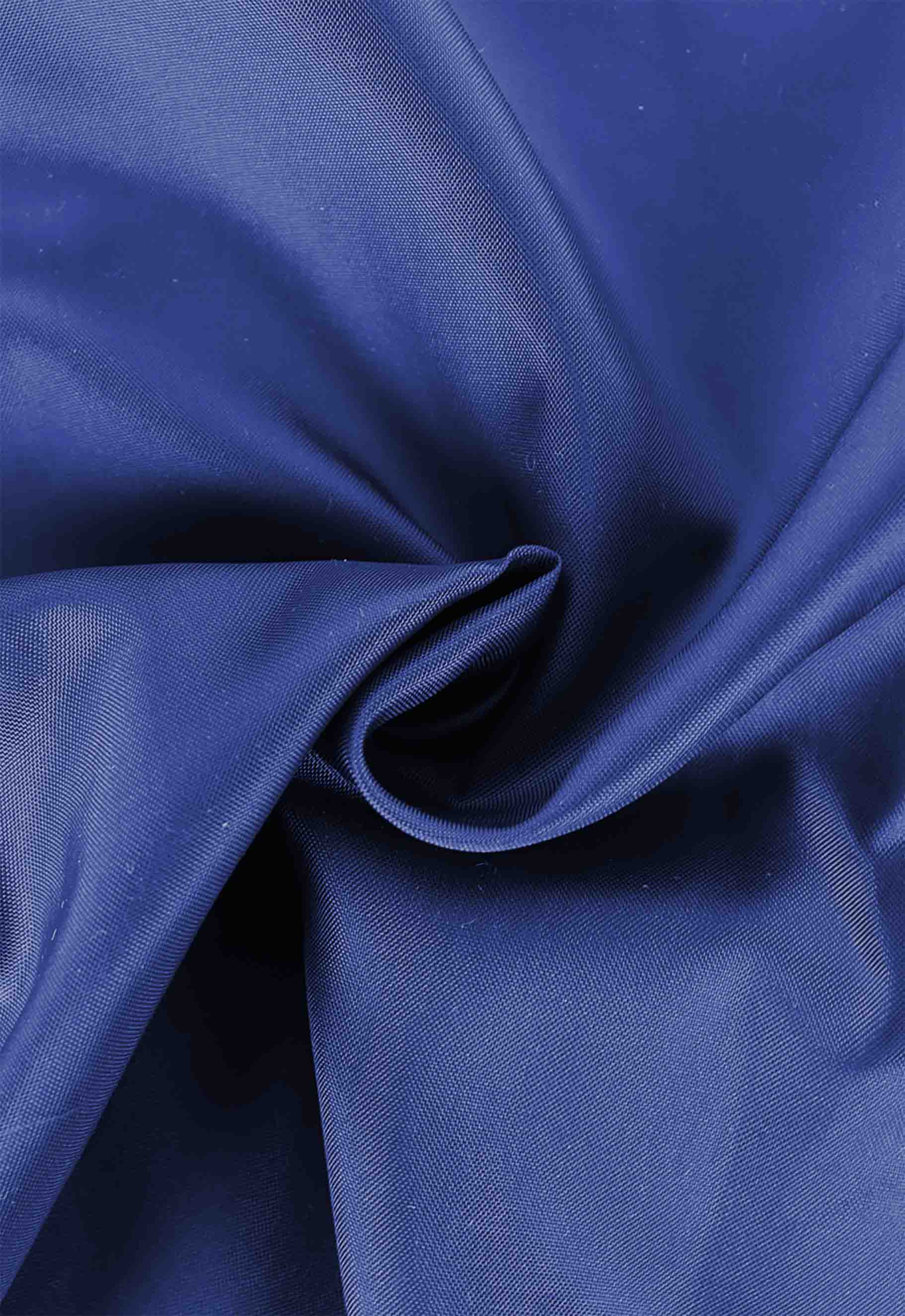 100% nylon lining