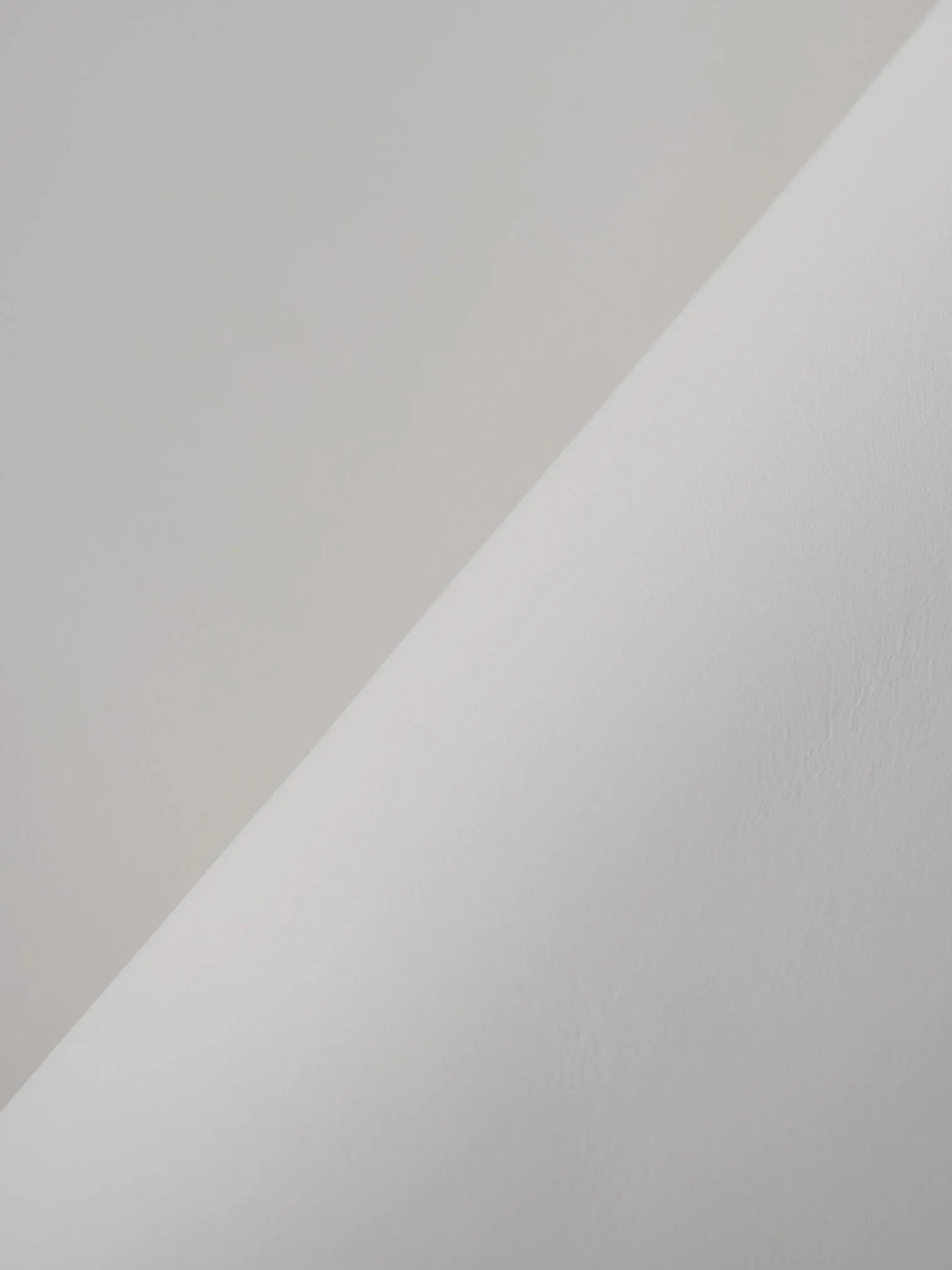 Smooth white half calfskin 1.6 mm